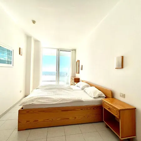 Nudist With Ocean View And One Bedroom In Lanzarote *